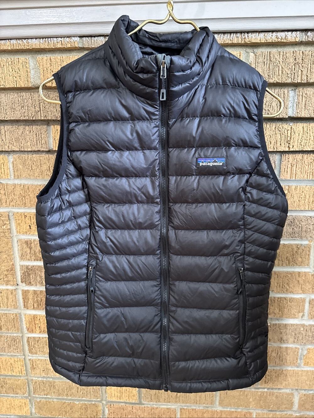 Patagonia Women's Down Sweater Vest Black Size M Full Zip Puffer Lightweight